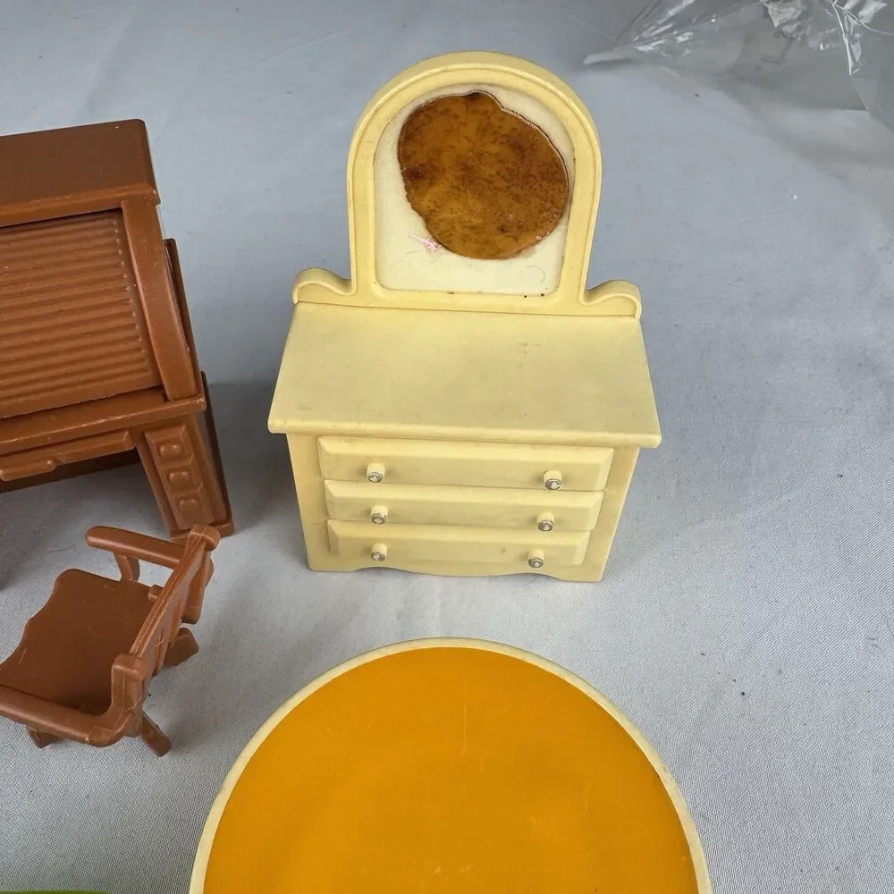 Fisher Price Vintage FP Lot w Secretary Rollaway Desk & Chair Dressers Table
